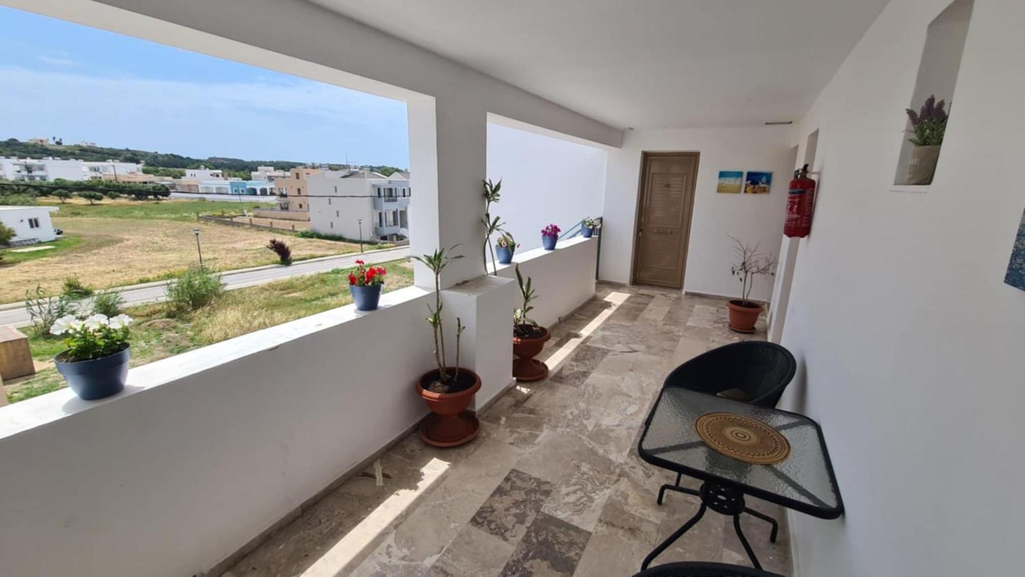 Luis Apartments Мастихари Экстерьер фото